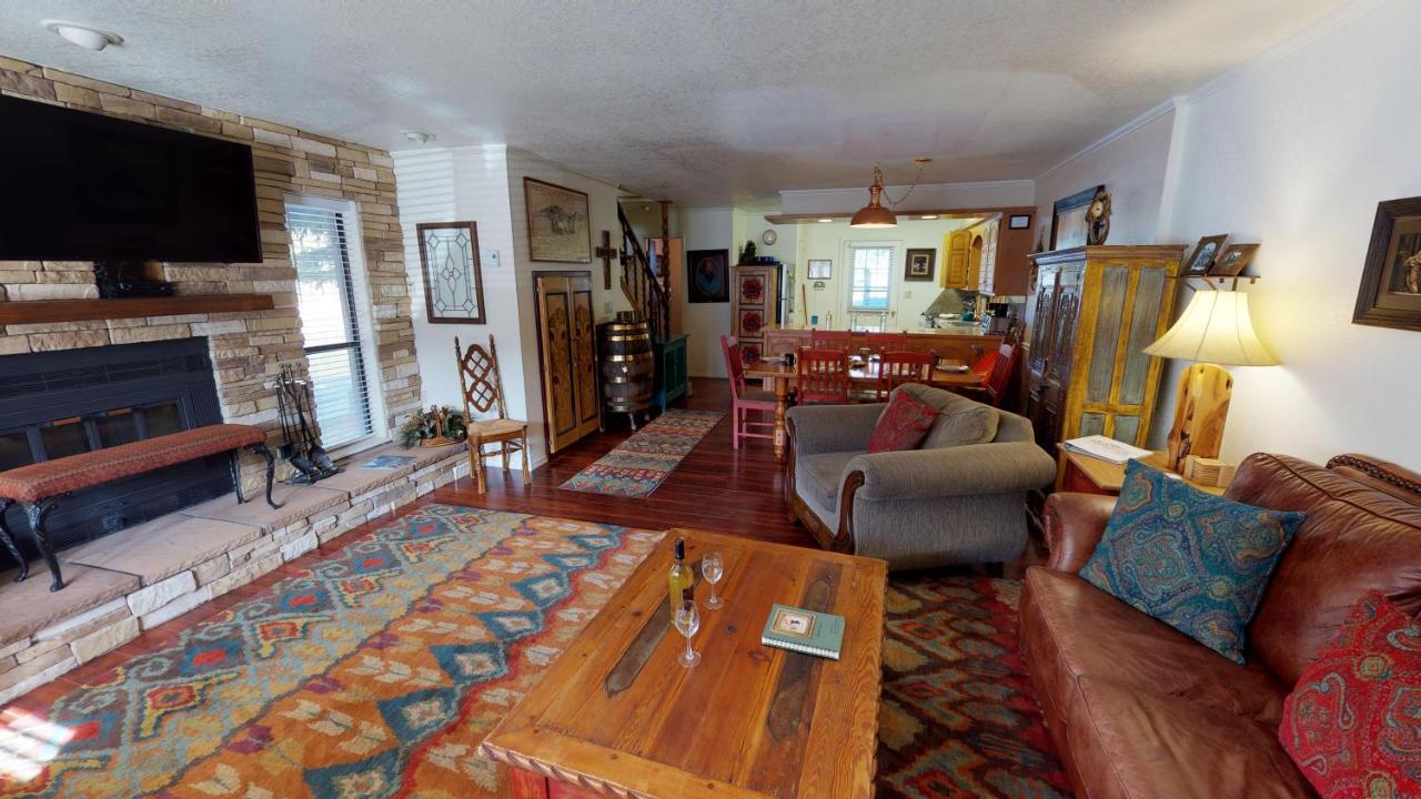 Claim Jumper 8 Townhouse With High Speed Wifi Διαμέρισμα Red River Εξωτερικό φωτογραφία