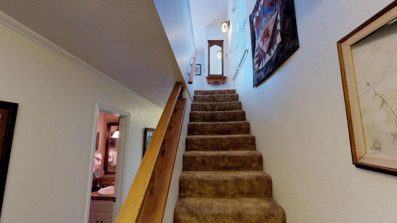 Claim Jumper 8 Townhouse With High Speed Wifi Διαμέρισμα Red River Εξωτερικό φωτογραφία